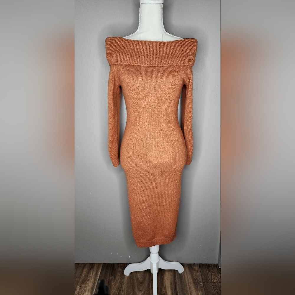 Sweater Dress Burnt Orange Boat Neck. Size: Small